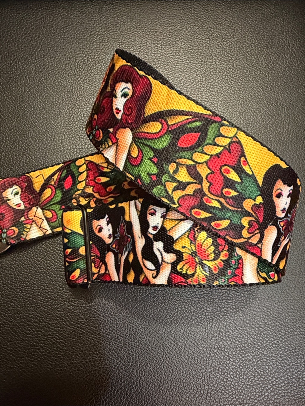 Buckle-Down Yellow Fairy Floral Seatbelt Belt - Picture 4 of 4